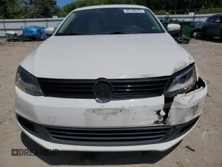 2011 Volkswagen Jetta SE with VIN 3VWDZ7AJ0BM052023, listed as a Copart auction lot 59148675 with 132,303 mi miles and Salvage title. Bid and sale history available at DreamBid. Image 5.