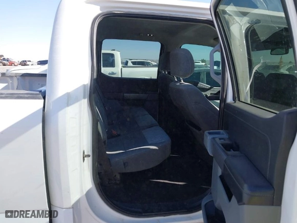 2021 Ford F-150 XL with VIN 1FTFW1E86MFC72651, listed as a IAAI auction lot 41840341 with 100,645 mi miles. Bid and sale history available at carsss.com. Image 8.