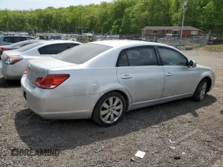 2005 Toyota Avalon XL with VIN 4T1BK36B75U032310, listed as a Copart auction lot 53613815 with 212,671 mi miles and Salvage Title. Bid and sale history available at carsss.com. Image 3.