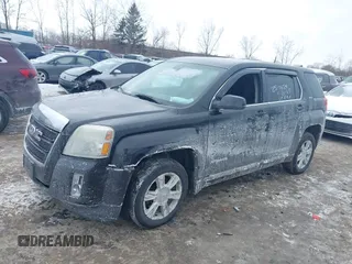 2010 GMC Terrain SLE-1 with VIN 2CTFLCEW0A6333764, listed as a IAAI auction lot 41410557 with 136,633 mi miles. Bid and sale history available at carsss.com. Image 2.