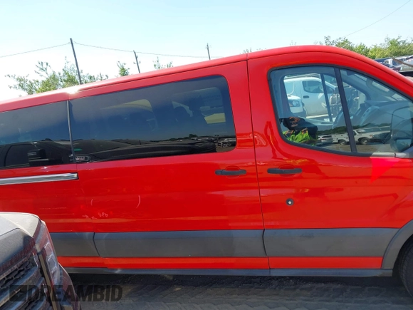 2016 Ford Transit XL z VIN 1FBZX2YM9GKA75398, wystawiony jako IAAI lot #41975162 z przebiegiem 207 674 mil mil oraz . Historia ofert i sprzedaży dostępna na DreamBid. Obrazek 13.