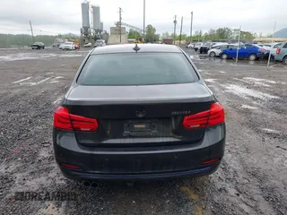 2016 BMW 3 Series 328i z VIN WBA8E9G52GNT45955, wystawiony jako IAAI lot #42051162 z przebiegiem 85 791 mil mil oraz . Historia ofert i sprzedaży dostępna na DreamBid. Obrazek 17.
