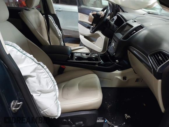 2019 Ford Edge Titanium with VIN 2FMPK4K93KBB01364, listed as a IAAI auction lot 41286263 with 134,588 mi miles. Bid and sale history available at carsss.com. Image 5.