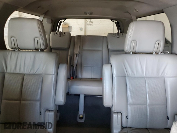 2010 Lincoln Navigator с VIN 5LMJJ3J58AEJ10157, выставлен на аукционе Copart как лот 54834525 с пробегом 181 146 миль миль и Списание • Salvage title. История ставок и продаж доступна на DreamBid. Изображение 10.