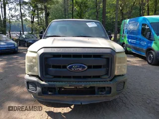 2013 Ford F-250 XL with VIN 1FTBF2A66DEB82141, listed as a IAAI auction lot 42624049 with 89,455 mi miles and . Bid and sale history available at DreamBid. Image 12.
