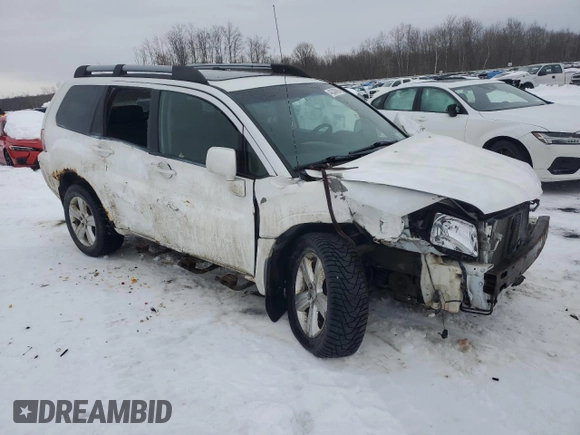 2011 Mitsubishi Endeavor SE z VIN 4A4JN3ASXBE014459, wystawiony jako Copart lot #46338995 z przebiegiem 179 678 mil mil oraz Szkoda całkowita • Salvage title. Historia ofert i sprzedaży dostępna na DreamBid. Obrazek 4.