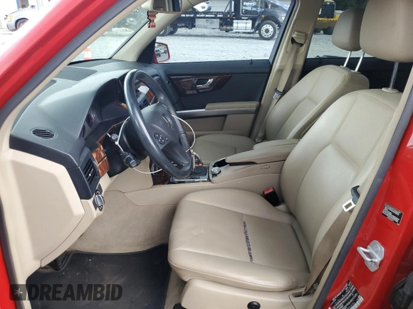2010 Mercedes-Benz GLK 350 z VIN WDCGG8HB8AF323753, wystawiony jako Copart lot #55125945 z przebiegiem 228 228 mil mil oraz Szkoda całkowita • Salvage title. Historia ofert i sprzedaży dostępna na DreamBid. Obrazek 7.