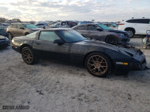 1985 Chevrolet Corvette with VIN 1G1YY0788F5138977, listed as a Copart auction lot 82021484 with 0 mi miles and Non Repairable. Bid and sale history available at carsss.com. Image 4.