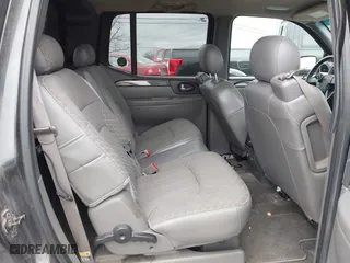 2004 GMC Envoy XUV SLT with VIN 1GKET12S046144883, listed as a IAAI auction lot 41708807 with 269,087 mi miles. Bid and sale history available at carsss.com. Image 8.
