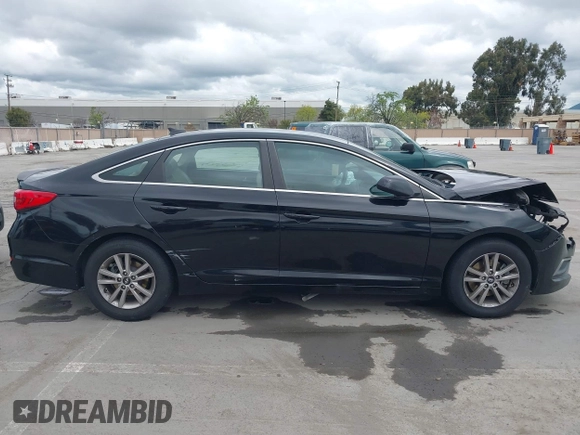 2016 Hyundai Sonata SE with VIN 5NPE24AFXGH401286, listed as a IAAI auction lot 41969686 with 134,592 mi miles and . Bid and sale history available at carsss.com. Image 13.