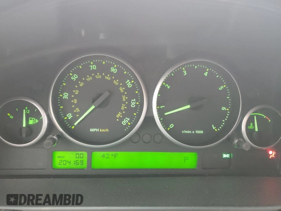 2008 Land Rover Range Rover HSE with VIN SALMF15448A265665, listed as a Copart auction lot 83149024 with 204,169 mi miles and Clean Title. Bid and sale history available at DreamBid. Image 9.
