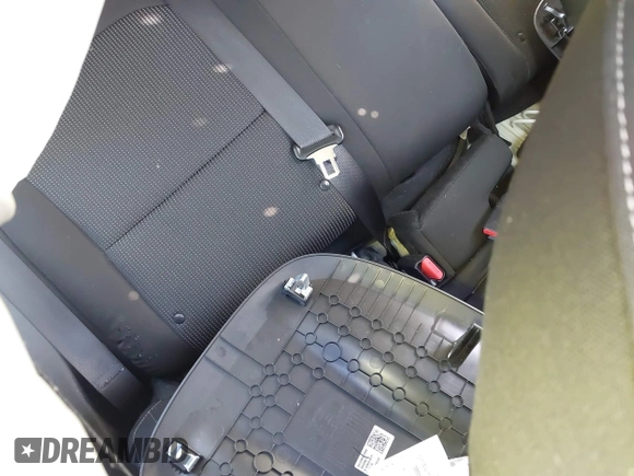 2021 Kia Forte LXS z VIN 3KPF24AD3ME382227, wystawiony jako IAAI lot #41792663 z przebiegiem 50 251 mil mil oraz . Historia ofert i sprzedaży dostępna na DreamBid. Obrazek 8.