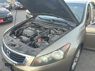 2008 Honda Accord EX с VIN 1HGCP26708A809661, выставлен на аукционе Copart как лот 85005485 с пробегом 265 497 миль миль и Чистый • Clean title. История ставок и продаж доступна на DreamBid. Изображение 11.