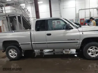 1999 Dodge Ram 1500 with VIN 1B7HF13Z1XJ547042, listed as a IAAI auction lot 41480882 with 101,270 mi miles. Bid and sale history available at carsss.com. Image 14.