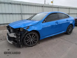 2021 BMW 2 Series 228i xDrive z VIN WBA73AK01M7G46511, wystawiony jako Copart lot #51533965 z przebiegiem 22 012 mil mil oraz Szkoda całkowita • Salvage title. Historia ofert i sprzedaży dostępna na DreamBid. Obrazek 1.
