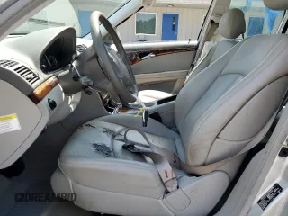 2005 Mercedes-Benz E 320 with VIN WDBUF65J65A725526, listed as a Copart auction lot 53283235 with 73,312 mi miles and Salvage Title. Bid and sale history available at DreamBid. Image 7.