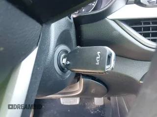 2024 Kia Forte LXS z VIN 3KPF24AD8RE794263, wystawiony jako IAAI lot #40550643 z przebiegiem 10 318 mil mil oraz . Historia ofert i sprzedaży dostępna na DreamBid. Obrazek 11.