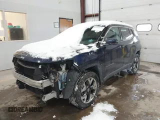 2017 Jeep Compass Limited z VIN 3C4NJDCB7HT679559, wystawiony jako IAAI lot #41628546 z przebiegiem 106 704 mil mil oraz . Historia ofert i sprzedaży dostępna na DreamBid. Obrazek 17.