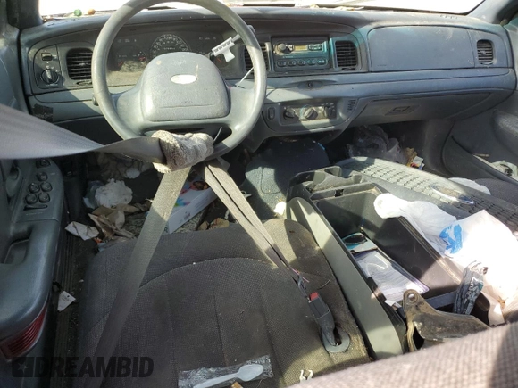 2001 Ford Crown Victoria Police Interceptor z VIN 2FAFP71W21X196551, wystawiony jako Copart lot #67838894 z przebiegiem 79 864 mil mil oraz Szkoda całkowita • Salvage title. Historia ofert i sprzedaży dostępna na DreamBid. Obrazek 8.