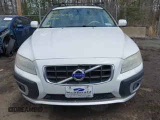 2012 Volvo XC70 3.2L with VIN YV4952BZ0C1133692, listed as a IAAI auction lot 42013093 with 153,678 mi miles and . Bid and sale history available at DreamBid. Image 6.