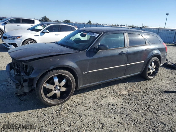 2007 Dodge Magnum with VIN 2D4FV47V77H615125, listed as a Copart auction lot 89007445 with 135,641 mi miles and Salvage Title. Bid and sale history available at carsss.com. Image 1.