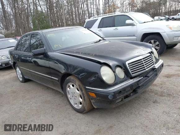 1997 Mercedes-Benz E-Class with VIN WDBJF72F9VA589689, listed as a IAAI auction lot 41929830 with 172,334 mi miles. Bid and sale history available at carsss.com. Image 1.