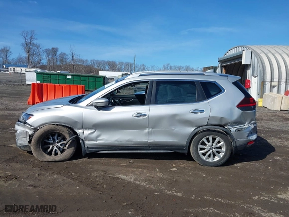2020 Nissan Rogue SV with VIN JN8AT2MV6LW106696, listed as a IAAI auction lot 41612771 with 51,155 mi miles. Bid and sale history available at carsss.com. Image 14.