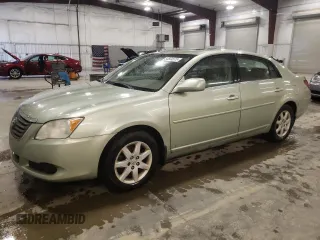 2008 Toyota Avalon XL z VIN 4T1BK36B68U314488, wystawiony jako Copart lot #54564575 z przebiegiem 276 596 mil mil oraz Czysty tytuł • Clean title. Historia ofert i sprzedaży dostępna na DreamBid. Obrazek 1.
