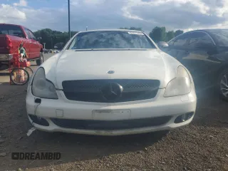 2008 Mercedes-Benz CLS-Class 5.5L with VIN WDDDJ72X88A118147, listed as a Copart auction lot 74606284 with 85,575 mi miles and Clean Title. Bid and sale history available at carsss.com. Image 5.