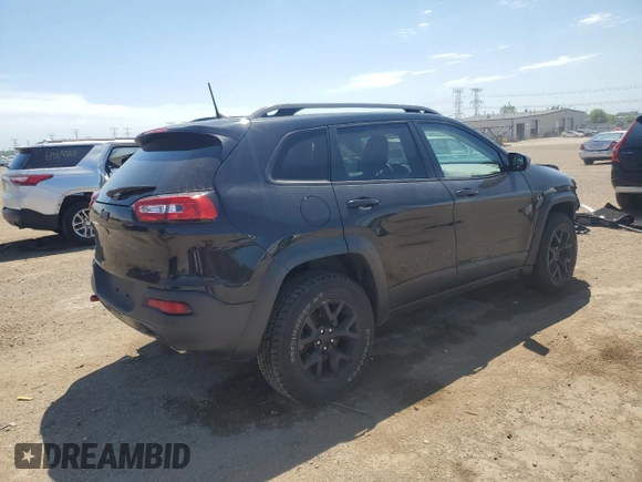 2016 Jeep Cherokee Trailhawk with VIN 1C4PJMBS5GW179046, listed as a Copart auction lot 61677425 with 88,694 mi miles and Salvage title. Bid and sale history available at DreamBid. Image 3.