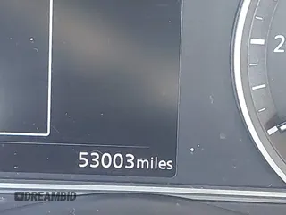 2020 Nissan Kicks SR z VIN 3N1CP5DV9LL534510, wystawiony jako IAAI lot #41987369 z przebiegiem 53 003 mil mil oraz . Historia ofert i sprzedaży dostępna na DreamBid. Obrazek 14.