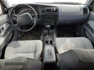 1996 Toyota 4Runner SR5 с VIN JT3GN86RXT0003713, выставлен на аукционе Copart как лот 52396935 с пробегом 155 891 миль миль и Списание • Salvage title. История ставок и продаж доступна на DreamBid. Изображение 8.