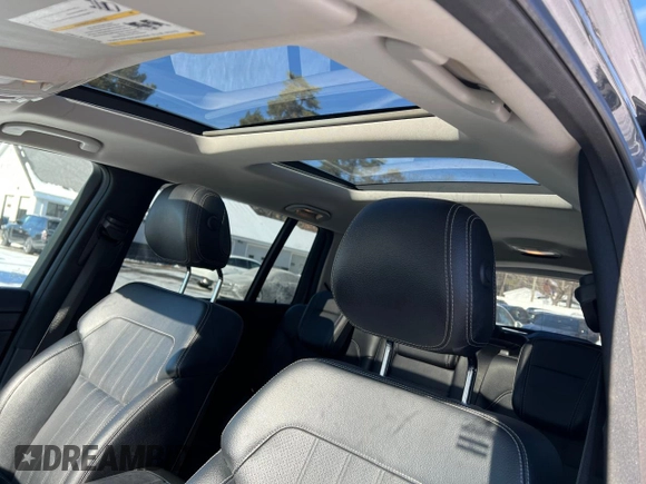 2016 Mercedes-Benz GL with VIN 4JGDF6EE2GA628892, listed as a Copart auction lot 42853885 with 162,500 mi miles and Clean Title. Bid and sale history available at carsss.com. Image 9.