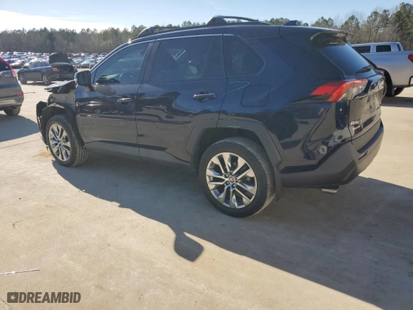 2021 Toyota RAV4 XLE Premium with VIN 2T3C1RFV2MW136939, listed as a Copart auction lot 42788305 with 73,543 mi miles and Clean Title. Bid and sale history available at carsss.com. Image 2.