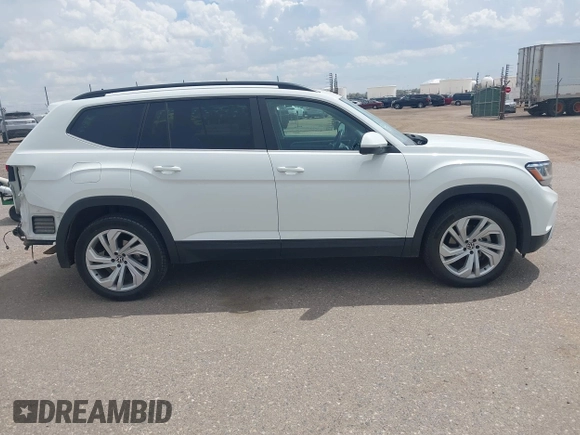 2022 Volkswagen Atlas SE with VIN 1V2WR2CA2NC524674, listed as a IAAI auction lot 42116089 with 55,598 mi miles and . Bid and sale history available at DreamBid. Image 13.