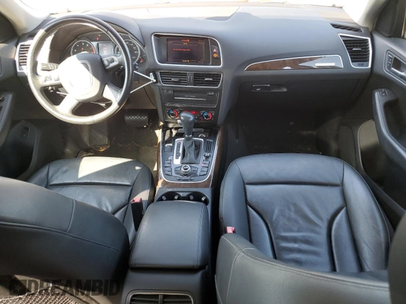 2010 Audi Q5 Premium Plus с VIN WA1LKAFP1AA094025, выставлен на аукционе Copart как лот 62748105 с пробегом 194 715 миль миль и Списание • Salvage title. История ставок и продаж доступна на DreamBid. Изображение 8.