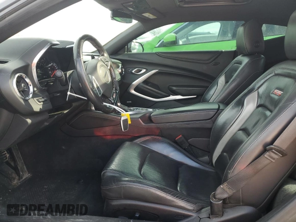 2018 Chevrolet Camaro 2SS z VIN 1G1FH1R71J0190264, wystawiony jako Copart lot #41827695 z przebiegiem 91 749 mil mil oraz Szkoda całkowita • Salvage title. Historia ofert i sprzedaży dostępna na DreamBid. Obrazek 7.