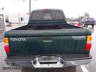 2002 Toyota Tacoma PreRunner with VIN 5TEGN92N32Z098053, listed as a IAAI auction lot 41573670 with 214,168 mi miles. Bid and sale history available at carsss.com. Image 16.
