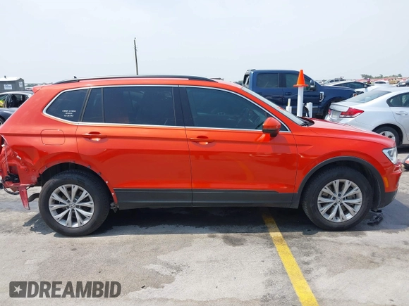 2019 Volkswagen Tiguan SE with VIN 3VV3B7AX4KM045617, listed as a IAAI auction lot 42295749 with 79,339 mi miles and . Bid and sale history available at DreamBid. Image 14.