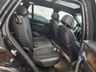 2016 BMW X5 xDrive50i z VIN 5UXKR6C58G0J83648, wystawiony jako Copart lot #58219015 z przebiegiem 96 254 mil mil oraz Szkoda całkowita • Salvage title. Historia ofert i sprzedaży dostępna na DreamBid. Obrazek 11.