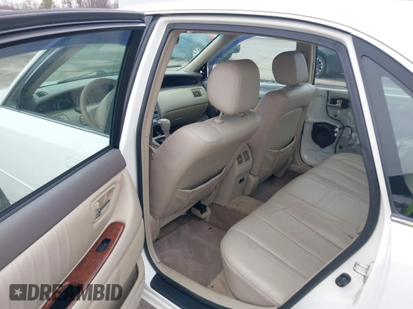 2001 Toyota Avalon XL with VIN 4T1BF28B61U180325, listed as a IAAI auction lot 41742723 with 155,155 mi miles and . Bid and sale history available at carsss.com. Image 8.