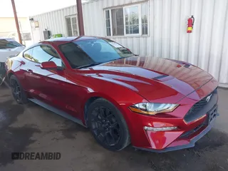 2019 Ford Mustang EcoBoost z VIN 1FA6P8TH6K5186130, wystawiony jako IAAI lot #42324251 z przebiegiem 82 674 mil mil oraz . Historia ofert i sprzedaży dostępna na DreamBid. Obrazek 1.