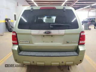2008 Ford Escape Hybrid z VIN 1FMCU59H88KE28689, wystawiony jako Copart lot #50769085 z przebiegiem 217 681 mil mil oraz Czysty tytuł • Clean title. Historia ofert i sprzedaży dostępna na DreamBid. Obrazek 6.