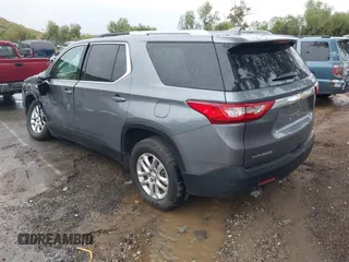 2018 Chevrolet Traverse LT Cloth with VIN 1GNERGKW8JJ220611, listed as a IAAI auction lot 41792976 with 71,705 mi miles. Bid and sale history available at carsss.com. Image 3.