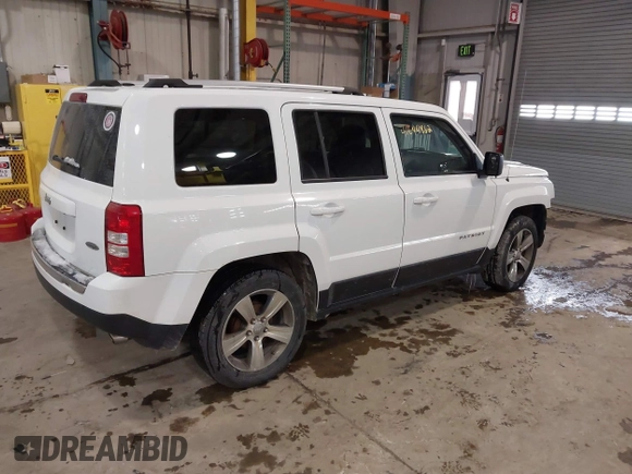 2017 Jeep Patriot High Altitude with VIN 1C4NJPFA6HD137833, listed as a IAAI auction lot 41644862 with 138,799 mi miles and . Bid and sale history available at carsss.com. Image 4.