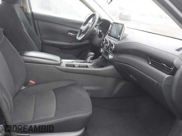 2020 Nissan Sentra SV with VIN 3N1AB8CV0LY216187, listed as a IAAI auction lot 41790924 with 103,794 mi miles. Bid and sale history available at carsss.com. Image 5.