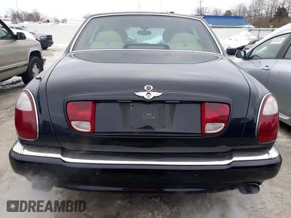 2001 Bentley Arnage with VIN SCBLC31E71CX06210, listed as a Copart auction lot 88364305 with Not Provided miles and Clean Title. Bid and sale history available at DreamBid. Image 6.