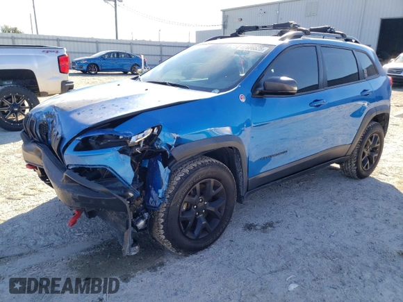2018 Jeep Cherokee Trailhawk with VIN 1C4PJMBB2JD529915, listed as a Copart auction lot 87686525 with 107,184 mi miles and Salvage Title. Bid and sale history available at carsss.com. Image 1.