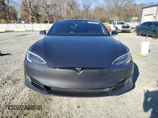 2019 Tesla Model S 100D with VIN 5YJSA1E49KF300356, listed as a Copart auction lot 43312715 with 81,915 mi miles and Salvage title. Bid and sale history available at DreamBid. Image 5.