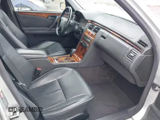 2002 Mercedes-Benz E 320 with VIN WDBJF70J22B488779, listed as a IAAI auction lot 41562240 with 209,590 mi miles and . Bid and sale history available at DreamBid. Image 5.